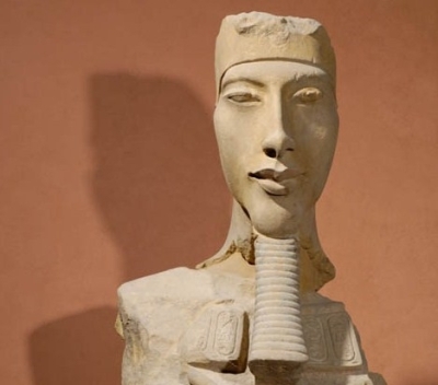 King Akhenaten  and monotheism